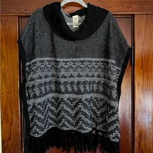 Faded Glory poncho, Size M